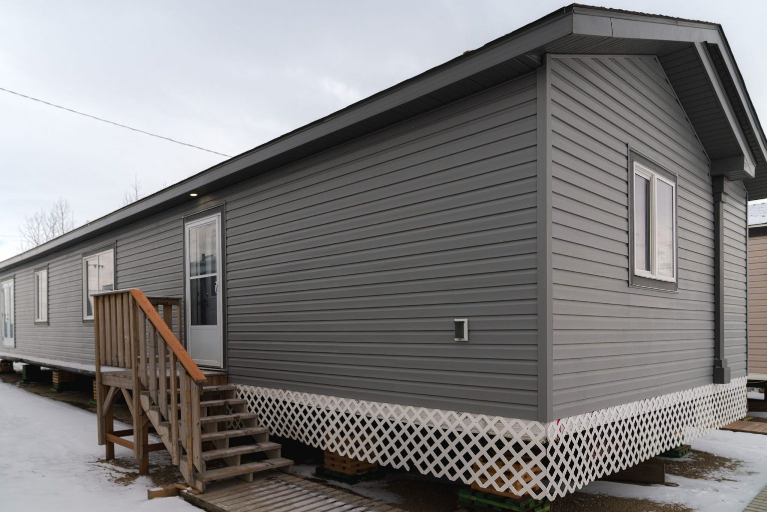 SH # 5 - SN 2510 - Exterior (1) - Western Canadian Modular Homes