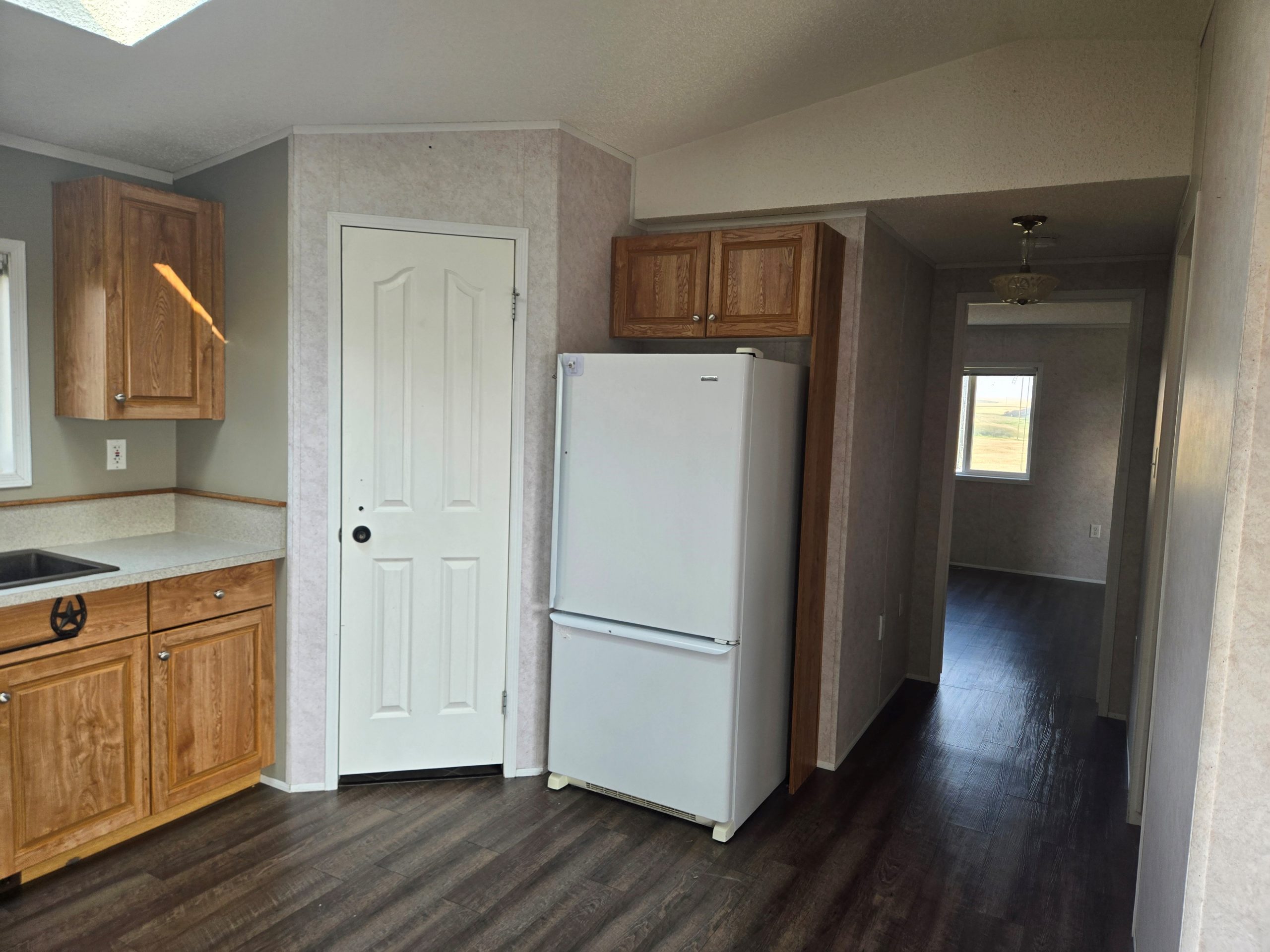 USED 2008 KITCHEN